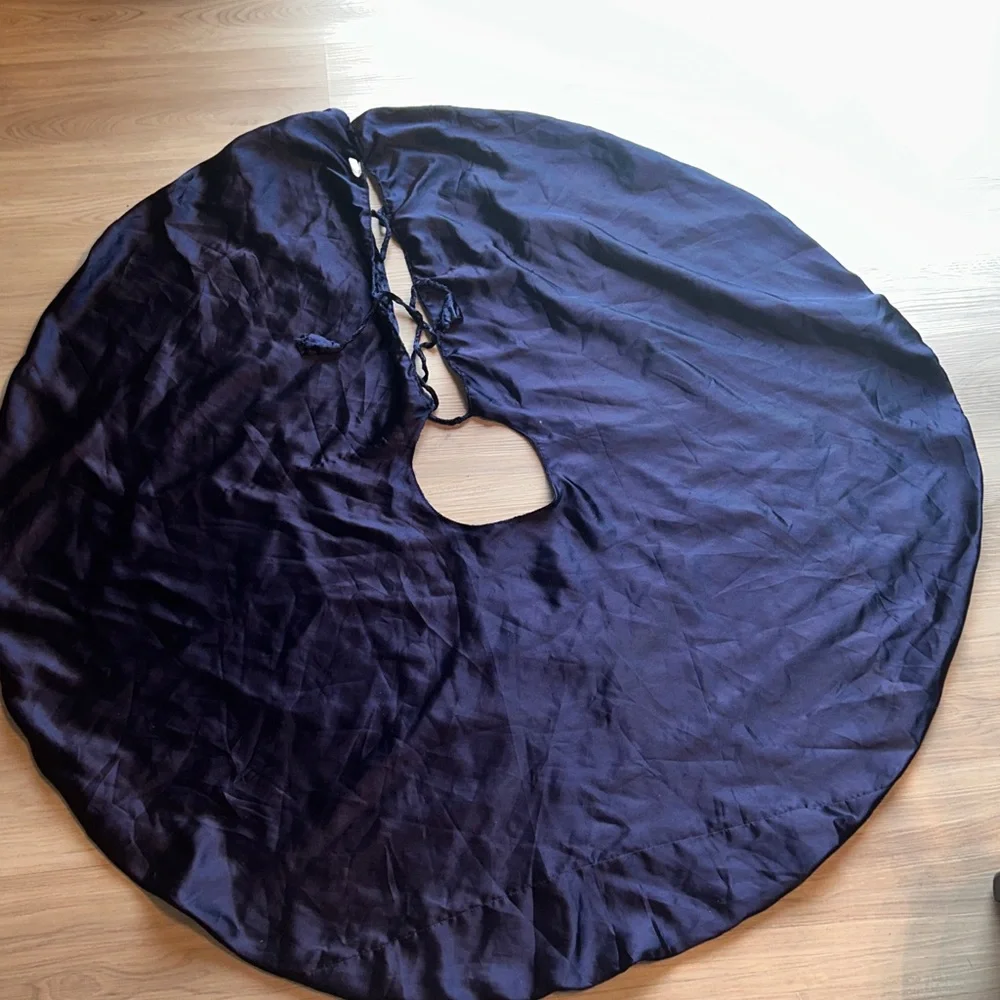 Christmas Tree Skirt Crushed Velvet/Satin Blue Holiday Decor Glam